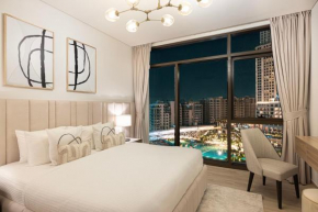 Cozy 2BR Retreat with Panoramic Dubai Creek Views